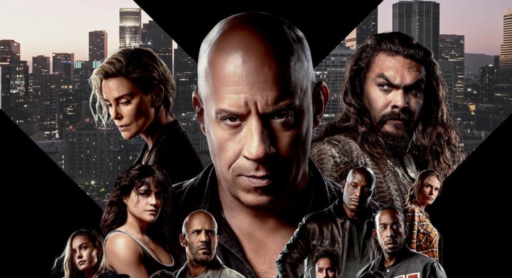 "Бързи и яростни 10" 
Макар че се разписа с печалби от 704 милиона долара в световния боксофис, трудно може да определим последния “Бързи и яростни” като касов успех.
В реализирането на екшъна беше вложен рекорден бюджет (според Collider - от 340 милиона долара), а продукцията се нареди сред най-слабо гледаните филми от франчайза.