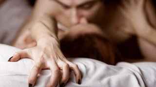 MHG173_couple-sex-sexual-sadism_FS_pdqx30