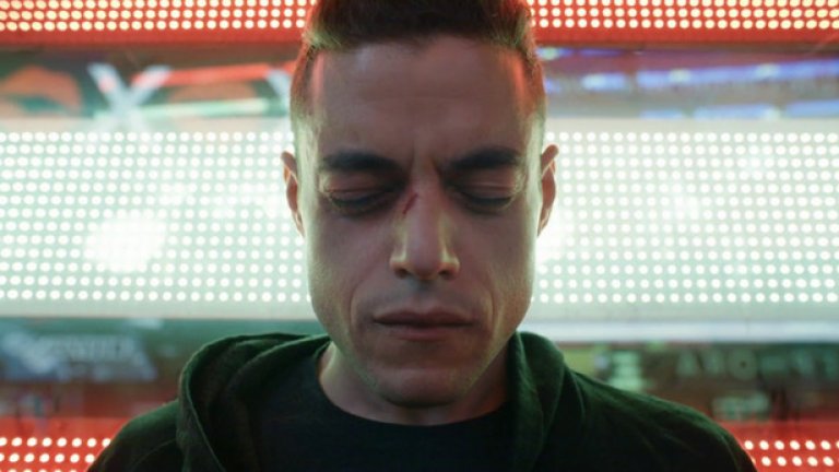 Mr Robot (13 юли)
Втори сезон на объркания сериал ще се появи на екран на 13 юли. Той разглежда въпросите за корупцията, параноята, следенето и справедливостта, като фокусира всичко това около един от най-завладяващите герои на малкия екран - хакер, който страда от разстройство на личността и има зависимост към морфина. Той се опитва да спаси двета чрез единици и нули.