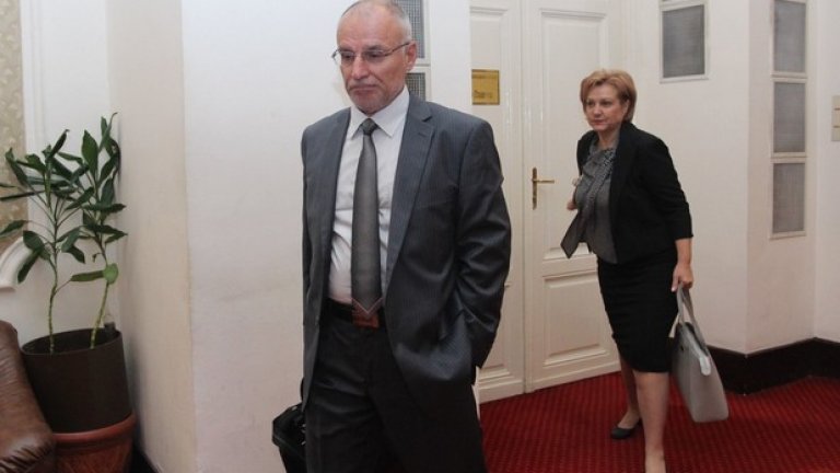 Димитър Радев очаква плод на работата си в края на 2016-та