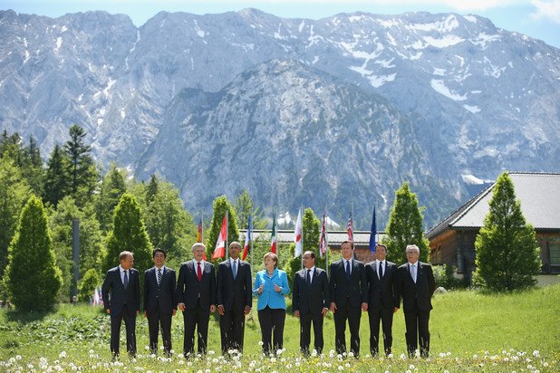 Лидерите на най-развитите икономики в света се събраха в германската провинция Бавария, в замъка "Елмау", за да обсъдят най-наболелите световни въпроси