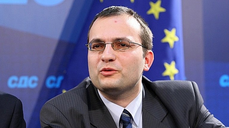 Синята коалиция вече е опозиция на ГЕРБ по икономическата политика, стана ясно от интервю на лидера на СДС Мартин Димитров