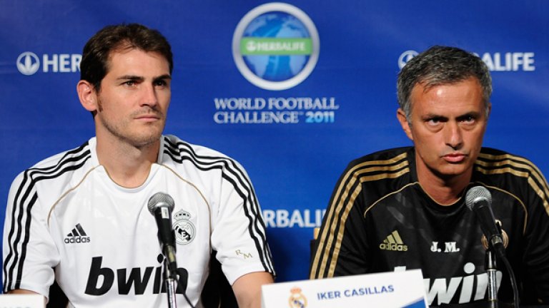 А допусна и нещо, което до този момент бе непознато в кариерата му - разрив в съблекалнята.