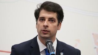 Вицепремиерът уточни, че няма да има отстъпки за туристическия бранш