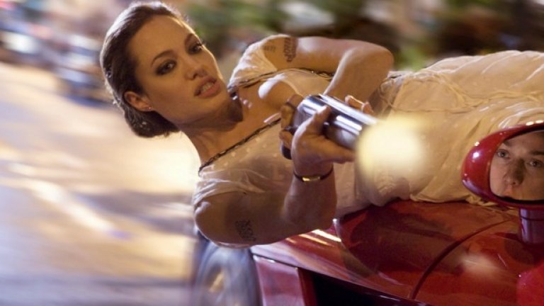 През 2005 година Анджелина Джоли се срещна на снимачната площадка с Брад Пит в Мистър и мисис Смит.