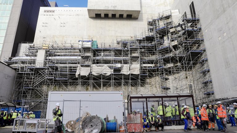 Експлозия в АЕЦ Фламанвил във Франция