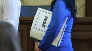 Държавното обвинение твърди, че те са забавили делото "Барселонагейт", както и дела за тероризъм