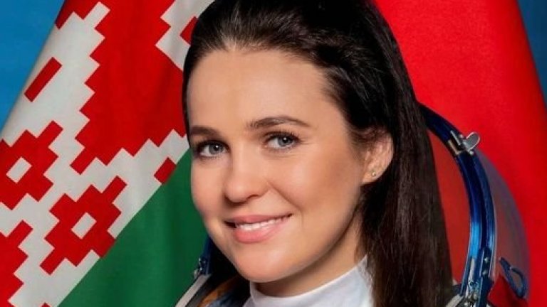 Марина Василевская е част от беларуските държавни авиолинии "Белавия"