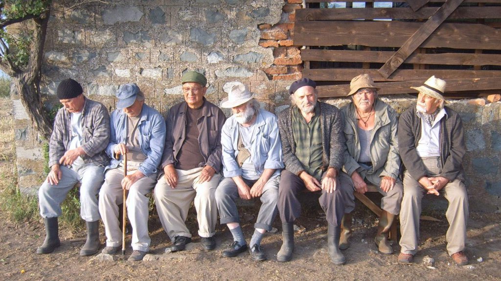 старци