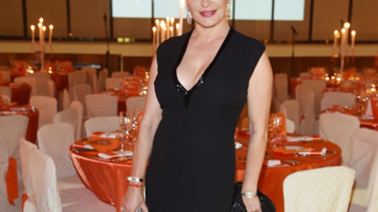 Службите винаги могат да напомнят на Дарина Павлова, че е по-добре да има досие в ДС, отколкото да свърши като мъжа си