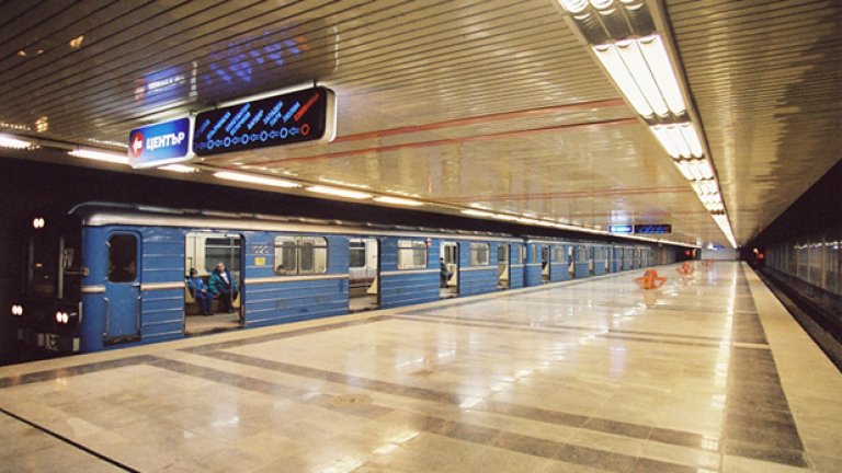 Метрото до летището в София ще тръгне през пролетта на 2015