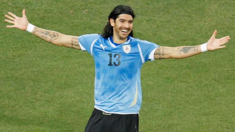 Лудия - футболният номад с над 30 отбора, чиято запазена марка бе "Паненката"