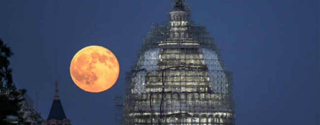 blue-moon-nasa_650x400_71517349607