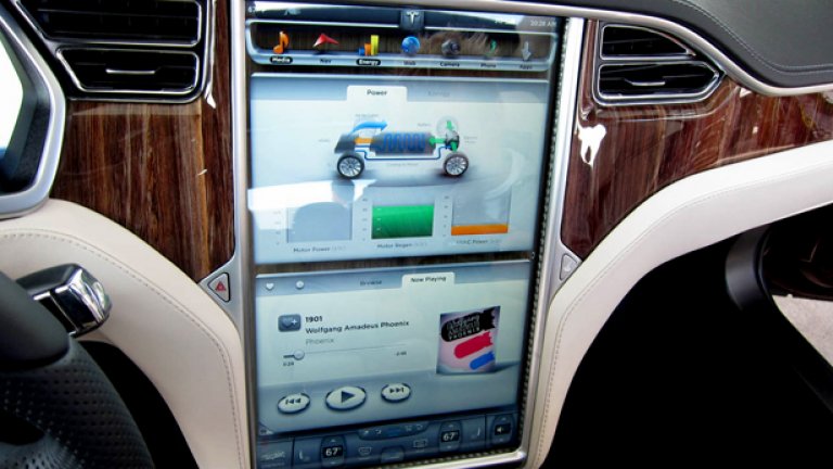 Водачът постоянно получава информация за това как работи електромобилът