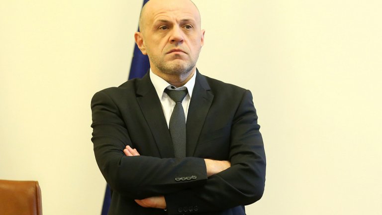 До края на месеца ще стане ясно кой точно ще влезе в състава на вътрешнопартийната етична комисия