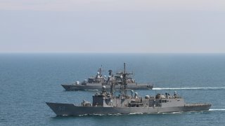 НАТО потвърди,че изпраща военни кораби и изтребители у нас