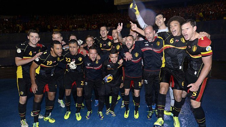 Духът е висок, а еуфорията в страната - лавинообразно растяща