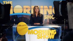 The Morning Show
От 1 ноември стрийминг платформата ще предложи на зрителите си сериал за света на медиите в ерата на #MeToo. В него си партнират Рийз Уидърспун и Дженифър Анистън. Сериалът ще има два сезона от по 10 епизода и ще разказва историята на сутрешен блок, а във фокуса на вниманието ще бъдат отношенията между мъже и жени на работното място.