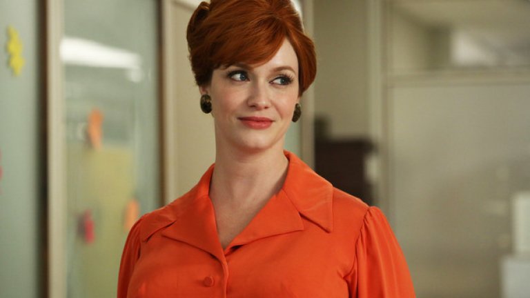 Кристина Хендрикс
Червена коса, големи търди, мръснишки поглед, червено червило, ретро прическа и цигарен дим – всичко това е Кристина Хендрикс. Звездата й изгря на малкия екран в сериала Mad Men, което я направи веднага най-харесваната червенокоса жена в тв ефира, най-сексапилната жена за 2010-а и разбира се, любимата ни секретарка... и актриса