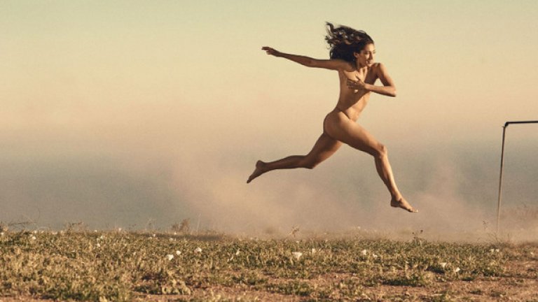 Кристен Прес, футбол