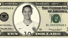 Така може да изглежда десетдоларовата банкнота, ако хилядите интернет призиви се приемат от Трезора на САЩ. Карли Лойд, номер 10 на янките, вкари невероятни три гола на финала с Япония, като записа вероятно най-впечатляващото представяне на жена на световно първенство в историята. И вече е супер звезда!