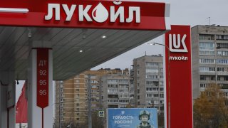 Заради въведените ограничителни мерки срещу компанията