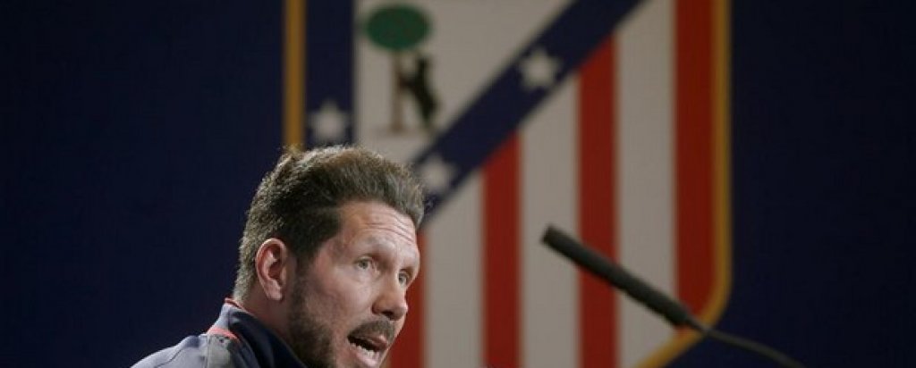 7. Нещата, които говори
Симеоне е много емоционален и говори неща, които са хем забавни, хем много истински. След като Атлетико победи Челси, той благодари на майките на момчетата от отбора, че са ги родили с "такива огромни топки".