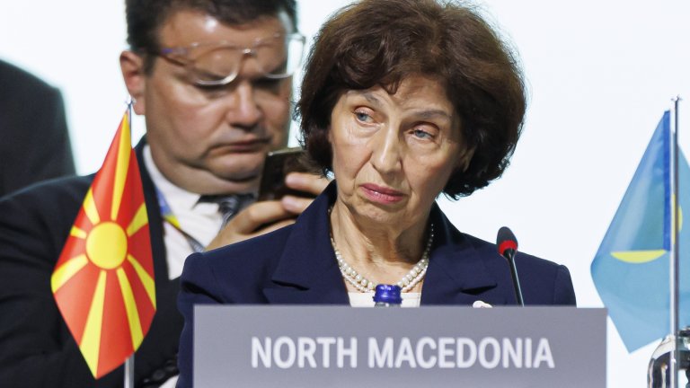 Гордана Силяновска-Давкова коментира, че страната ѝ се отнася отговорно към изпълнението на споразумението