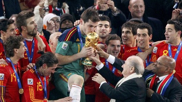 Иниеста донесе най-голямото отличие на Испания с гола си срещу Холандия - световната титла