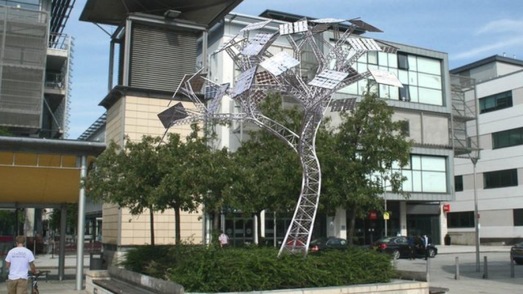 bristol_solar tree