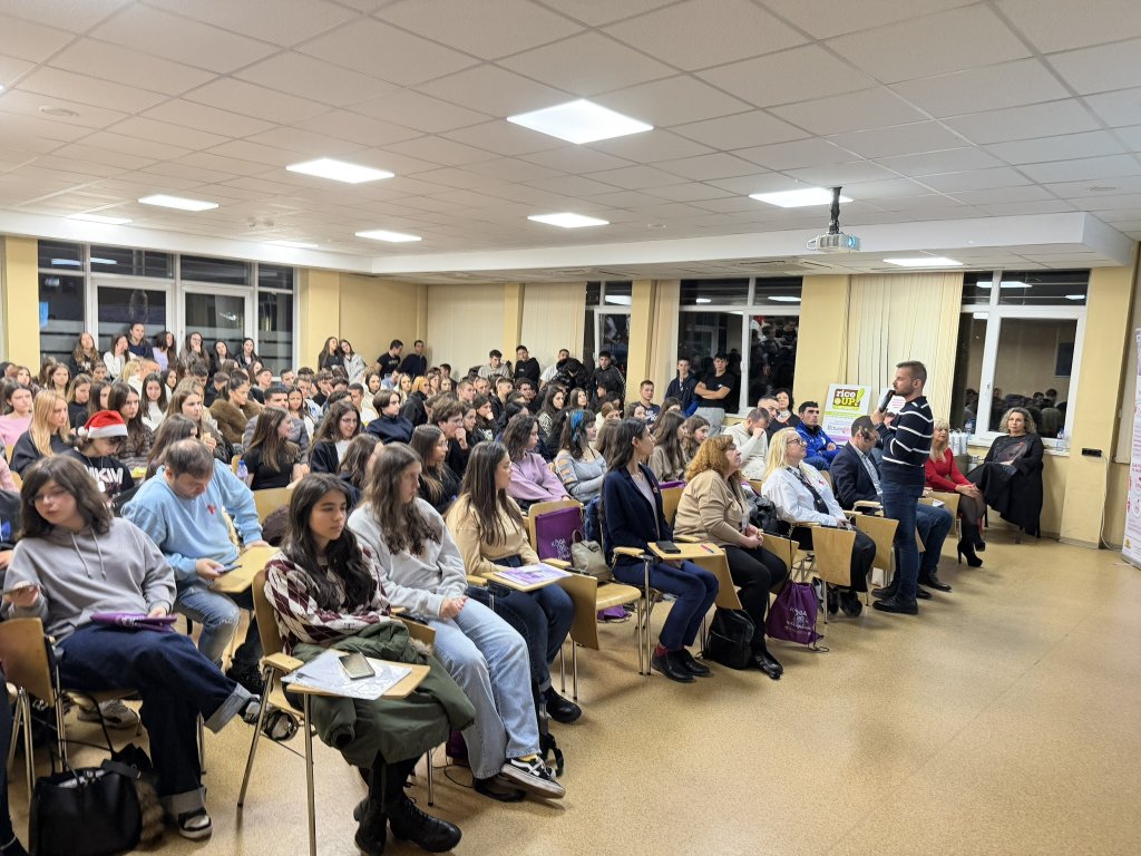 София ражда все по-късно