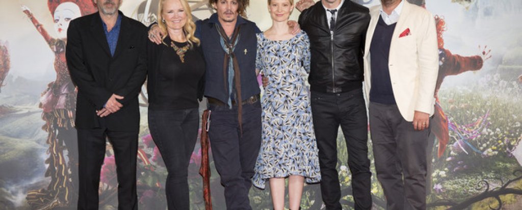 Освен цял куп зашеметяващи анимационни хватки, за снимките на филма са използвани цели 12 истински декора, построени в известните студия "Шепъртън", близо до Лондон.