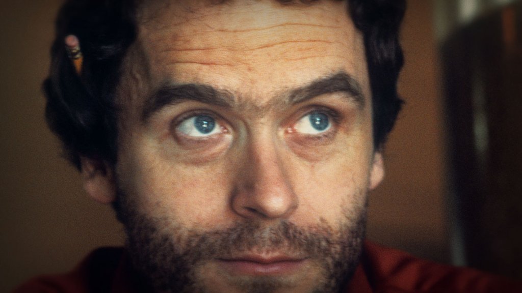 conversations_with_a_killer-the_ted_bundy_tapes_s01e01-publicity-h_2018