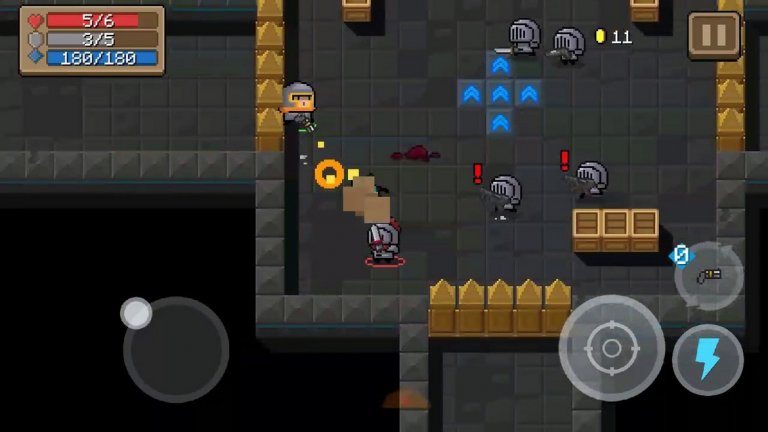 Soul Knight (ChillyRoom/iOS, Android)
Случвало ли ви се е да играете на инди хита Enter the Gungeon и да си мислите как тази игра би била перфектна за мобилни устройства? Е, малкото студио ChillyRoom явно си е задало подобен въпрос и резултатът е Soul Knight – страхотно предложение в ролевия жанр roguelike, предназначено за феновете на динамичните престрелки, които Enter the Gungeon популяризира. Новата игра все още е в ранна фаза, но може да се свали и играе свободно, а и получава чести ъпдейти, които оправят малкото останали бъгове. 
Soul Knight ви дава избор между няколко героя, всеки с уникално умение, и огромен арсенал от огнестрелни, хладни и магически оръжия, които да използвате в трите налични за момента светове. Целта, както при всички такива игри, е да достигнете края с едно изиграване, но не се притеснявайте – събраните пари и ъпгрейди по героите се запазват, така че дори и да умрете (а това ще се случва често), времето ви не е прахосано. Soul Knight поддържа и геймпад, който е предпочитаният начин за управление, но все пак не е задължителен заради автоматичното прицелване.