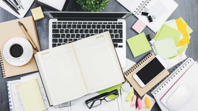 Разхвърляй бюрото си: 5 съвета за ново начало в стария офис