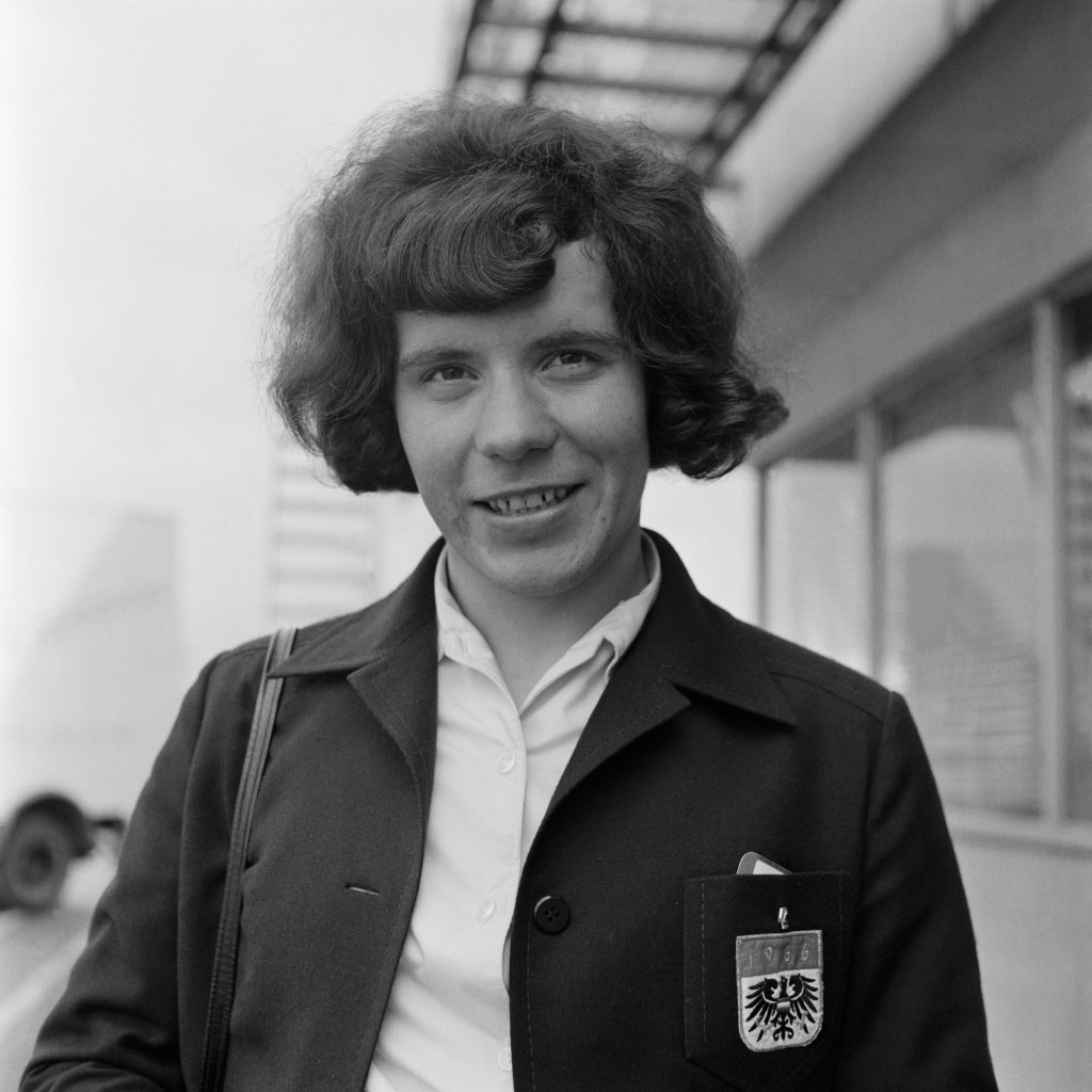 Мислеха си, че е херния, но беше полов орган: Тя се готвеше за олимпийското злато, когато ѝ казаха, че е мъж