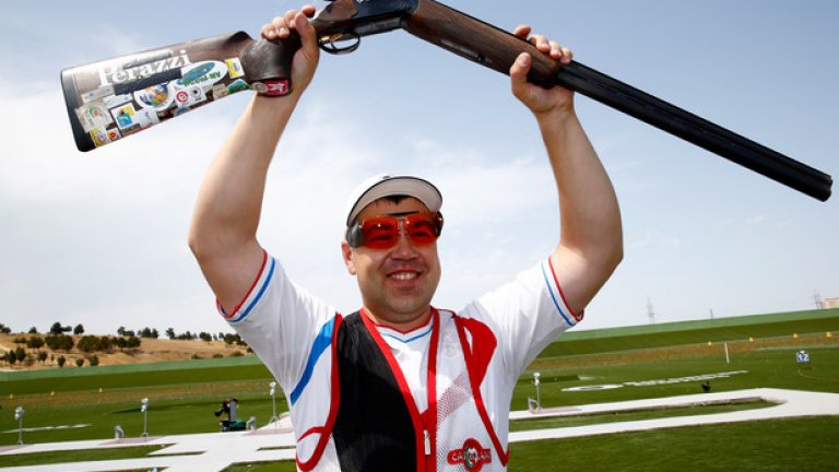 Стрелбата - класически олимпийски спорт, е застъпена сериозно в Баку.