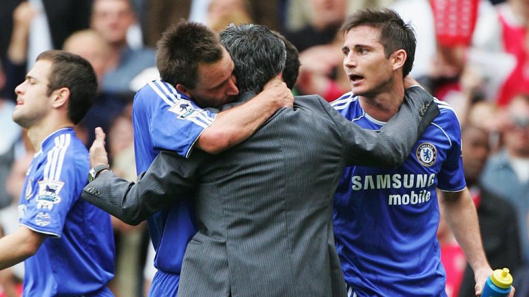 Арсенал загуби, а Джон Тери си отвори бутилка вино