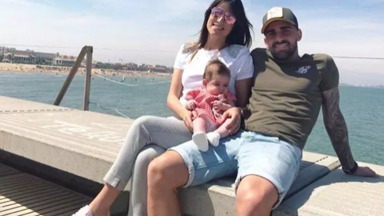 Днес двамата са семейство и имат дъщеричка - Марта.