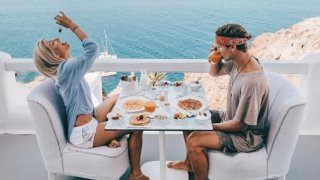 И какво отличава истинския инфлуенсър от псевдо звездите в Instagram и YouTube