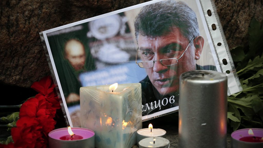 The action to memory of Boris Nemtsov in St. Petersburg.