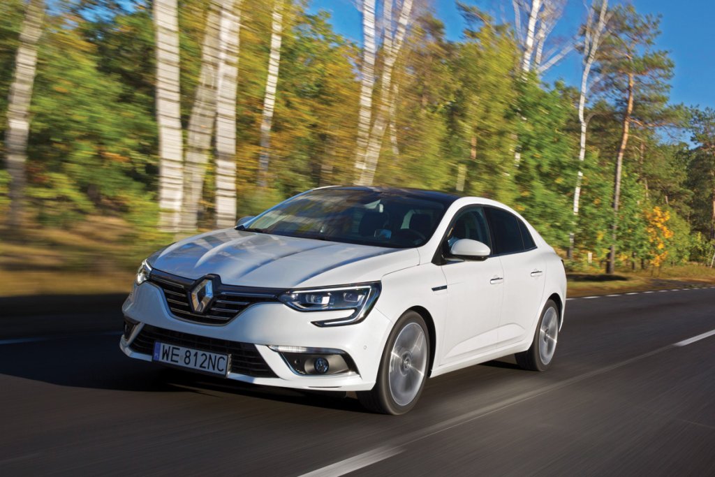 Renault MEGANE Sedan 20 - (c) Denis Meunier