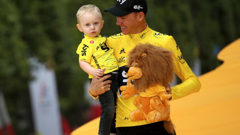 Крис се обърна към критиците си с думите: „Съжалявам, че не можете да мечтаете за големи неща."