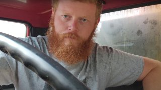 Rich Men North of Richmond е №1 и дори стана тема в президентския дебат на републиканците