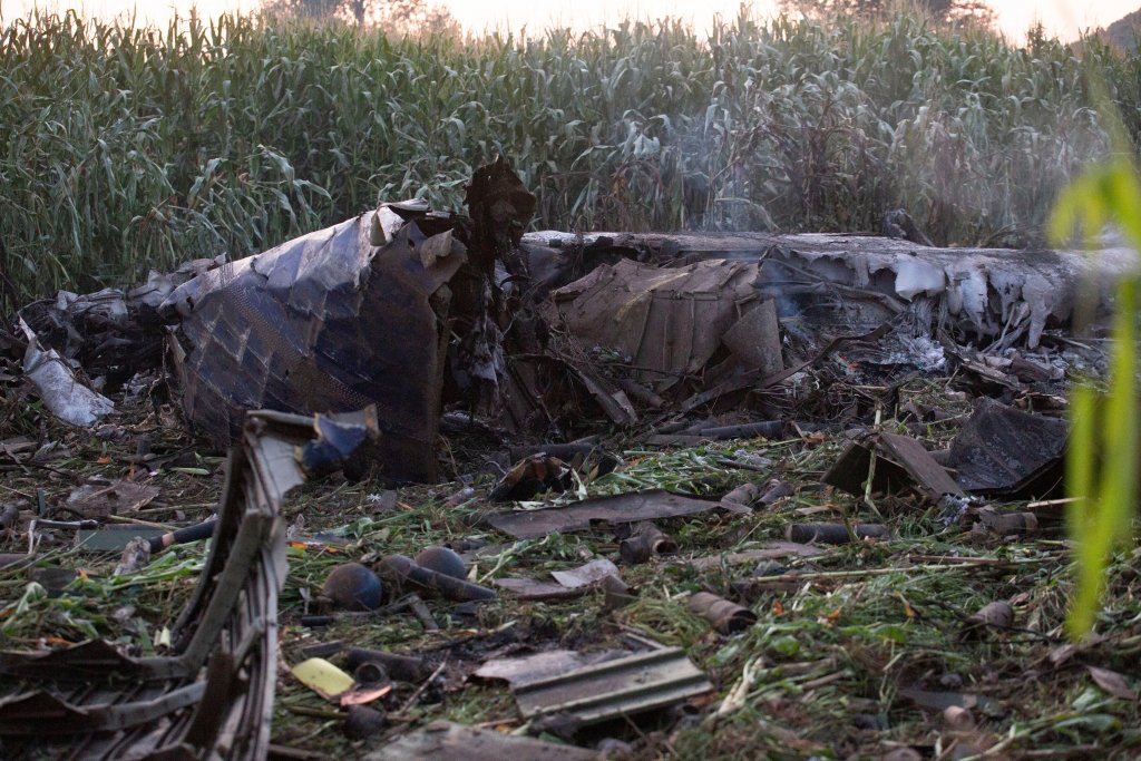 Украински товарен самолет пълен с оръжия се разби в Гърция