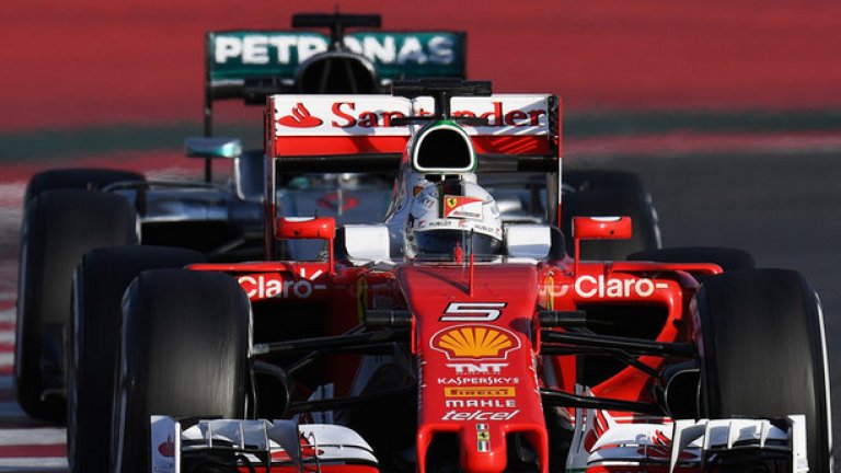 Дали Ferrari ще успее да направи крачка напред през 2016 и да се бори с Mercedes?