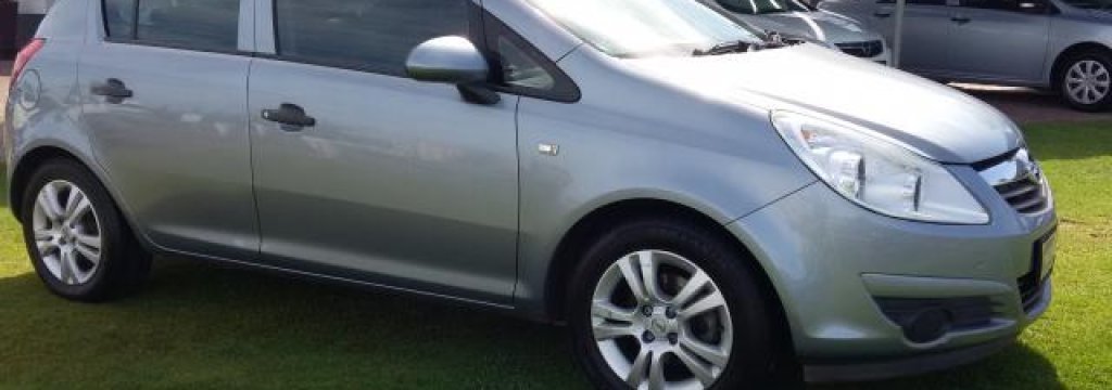 Opel-Corsa-1.4-ESSENTIA-1426407264-2