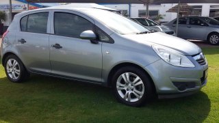 Opel-Corsa-1.4-ESSENTIA-1426407264-2