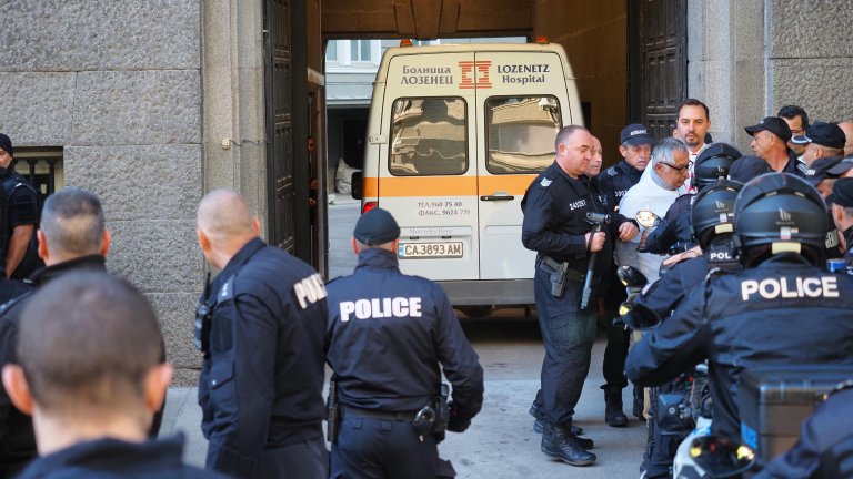 Най-вероятната причина е сърдечен арест