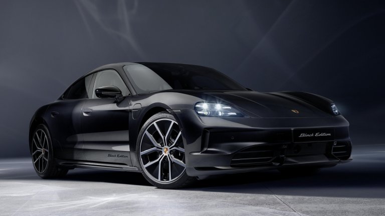 Porsche Taycan 4SPorshe Taycan 4S е доказателството, че спортната форма може да идва с мощен пробег. Звярът издържа 630 километра с едно зареждане и набира от 10 до 80 процента за едно кафе време.